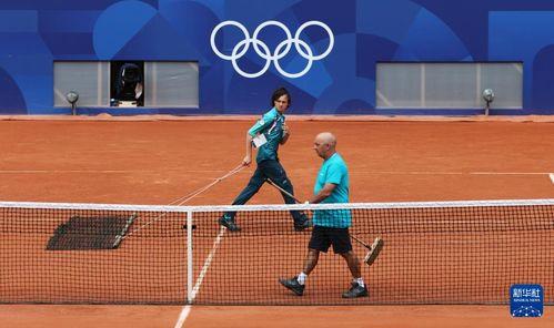 巴黎奥运会羽毛球女子单打小组赛E组：拉查诺·因达农2-0谭莲妮